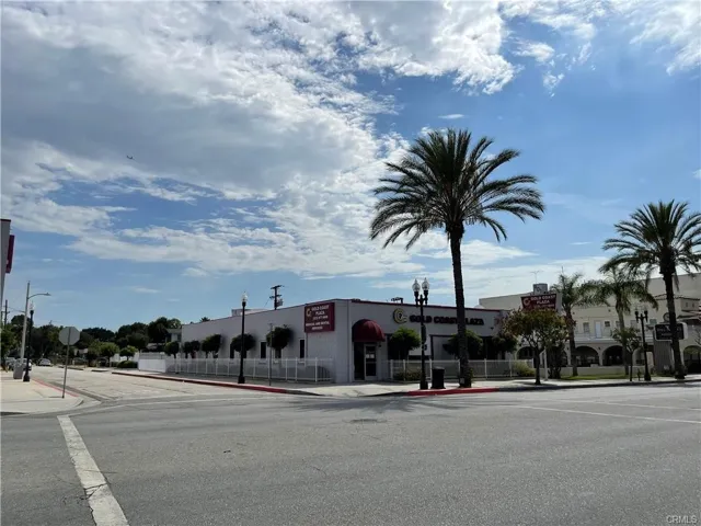 901 W Whittier, Montebello, California 90640