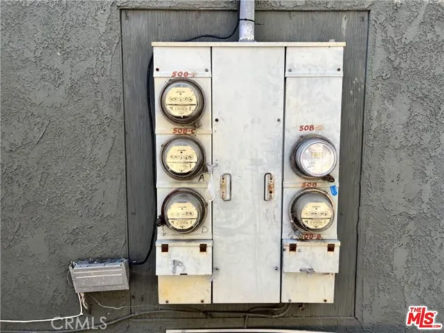 508 N Ardmore Avenue, Los Angeles, California 90004