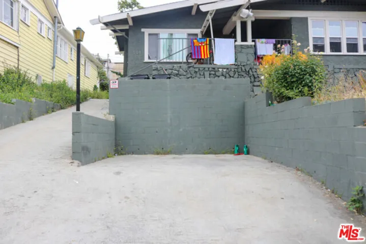 508 N Ardmore Avenue, Los Angeles, California 90004