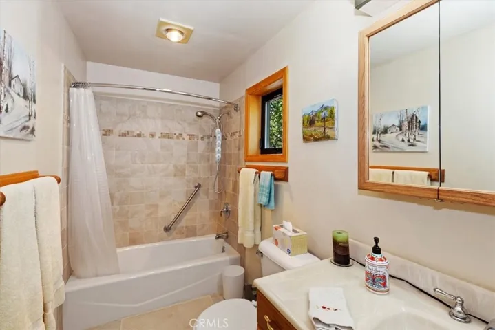 33032 Piedras Grandes, Green Valley Lake, California 92341
