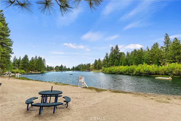 33032 Piedras Grandes, Green Valley Lake, California 92341