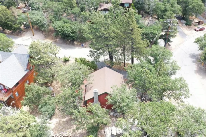 33032 Piedras Grandes, Green Valley Lake, California 92341