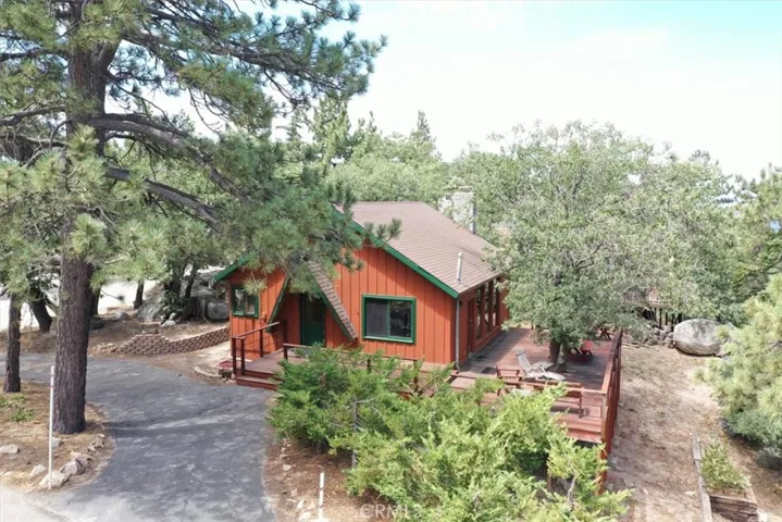 33032 Piedras Grandes, Green Valley Lake, California 92341