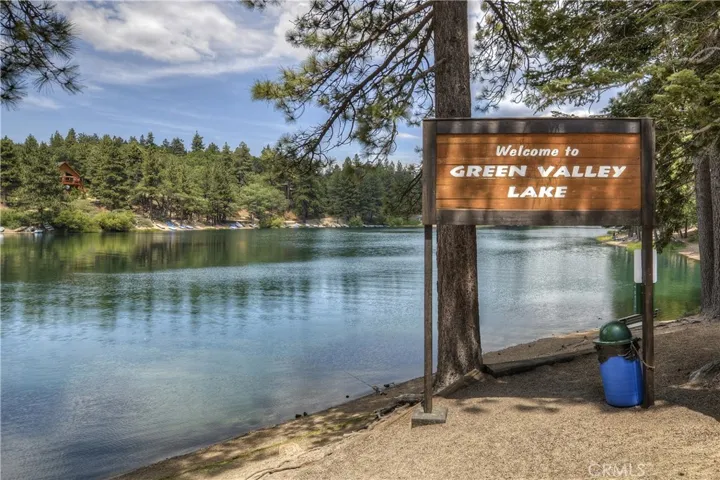 33032 Piedras Grandes, Green Valley Lake, California 92341