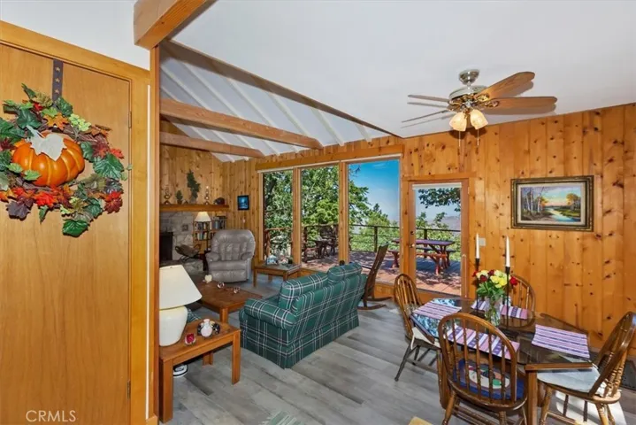 33032 Piedras Grandes, Green Valley Lake, California 92341
