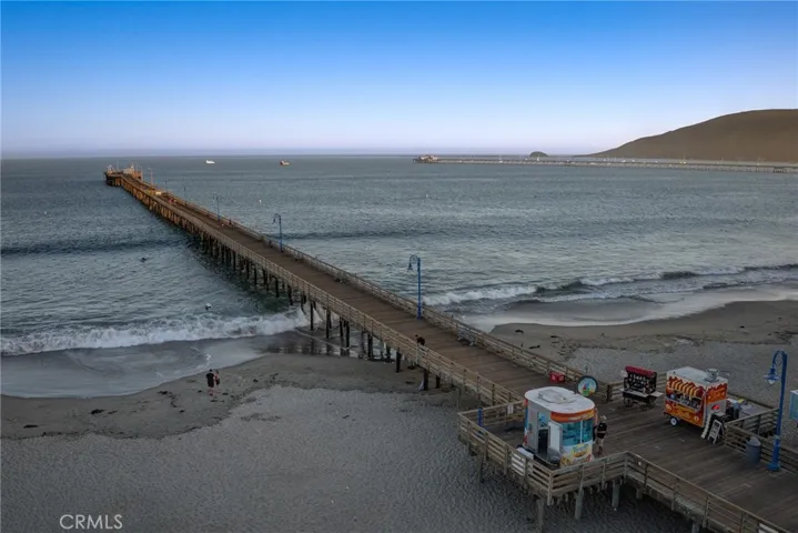 Avila Pier