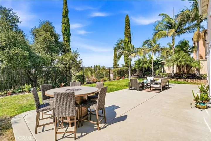 5018 Bella Collina, Oceanside, California 92056