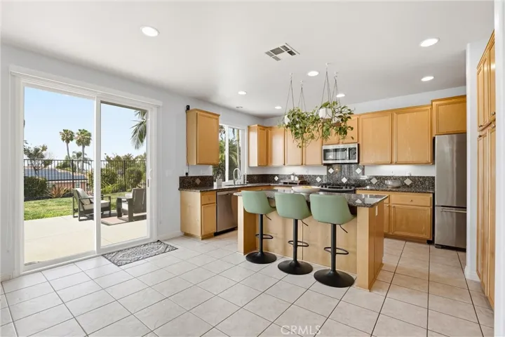5018 Bella Collina, Oceanside, California 92056