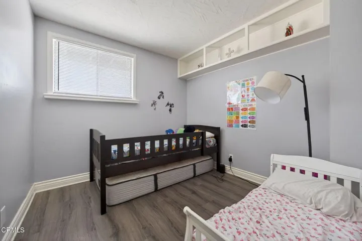 20-web-or-mls-Upmarket Media-646Riv071