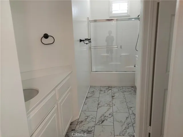 3944 Polk B, Riverside, California 92505