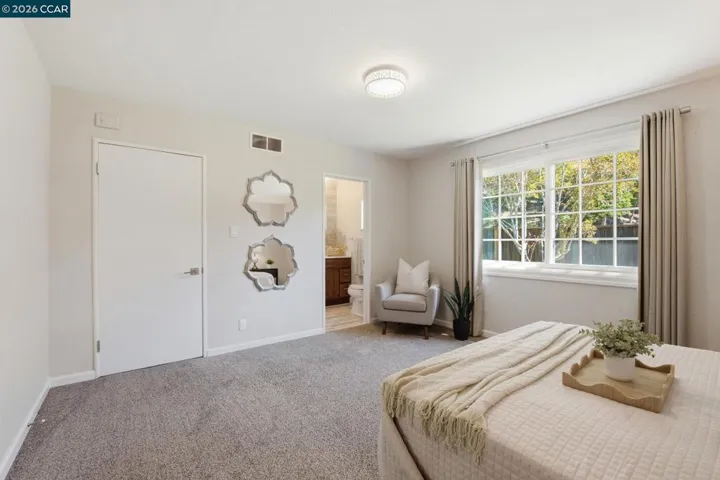 7 El Corte, Orinda, California 94563
