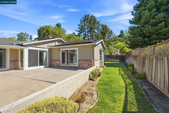 7 El Corte, Orinda, California 94563