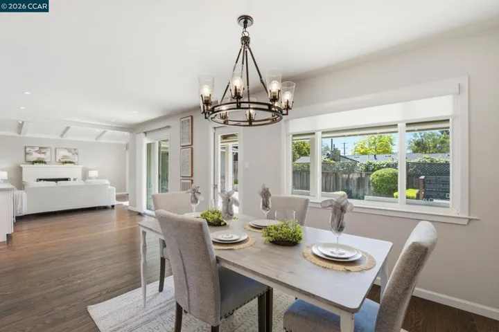 7 El Corte, Orinda, California 94563