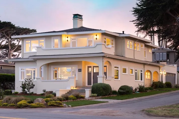 1051 Ocean View Boulevard, Pacific Grove, California 93950