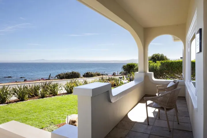 1051 Ocean View Boulevard, Pacific Grove, California 93950
