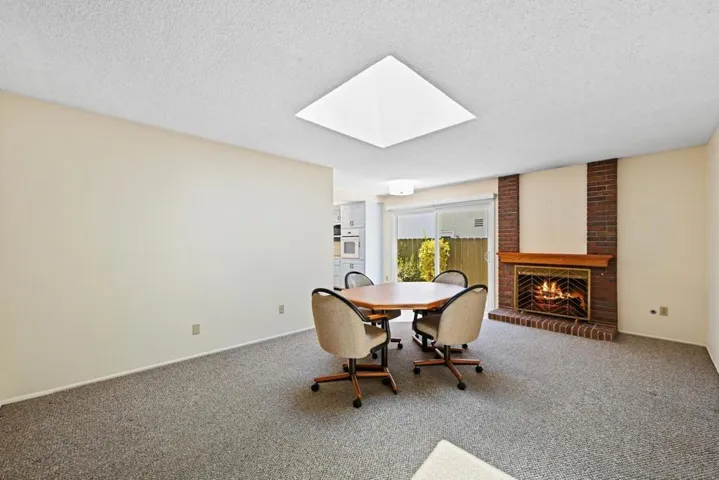 17506 Plaza Karena, San Diego, California 92128