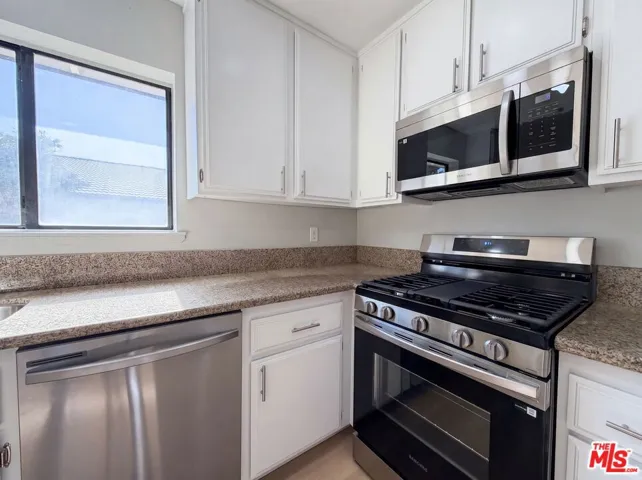 42355 Willeta Avenue, Lancaster, California 93536
