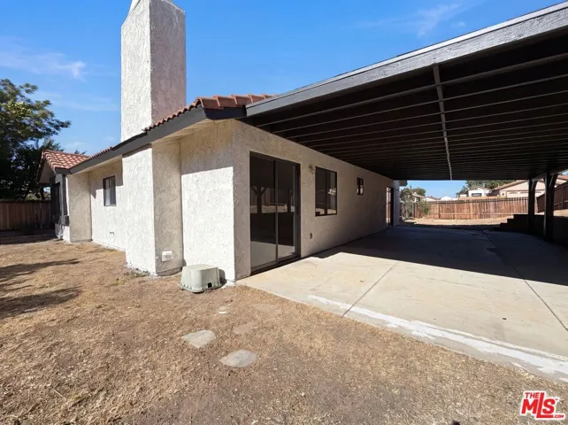 42355 Willeta Avenue, Lancaster, California 93536