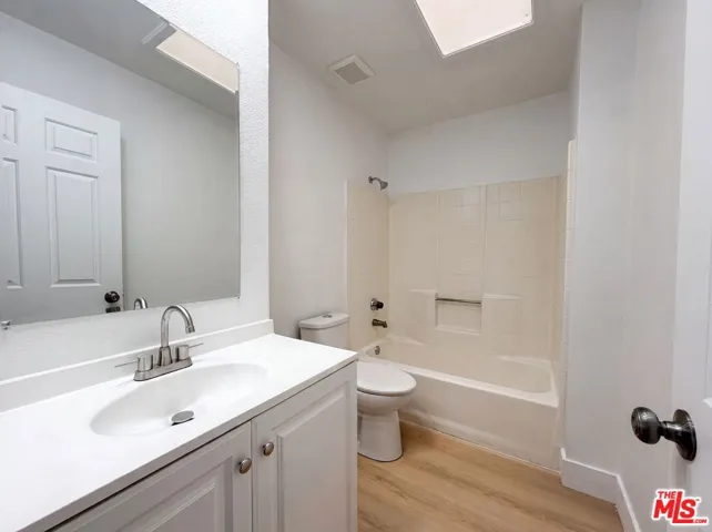 42355 Willeta Avenue, Lancaster, California 93536