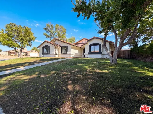 42355 Willeta Avenue, Lancaster, California 93536
