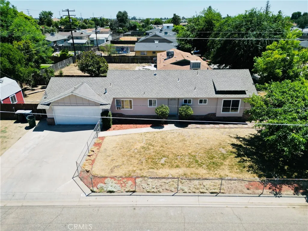 2081 E Stockham
