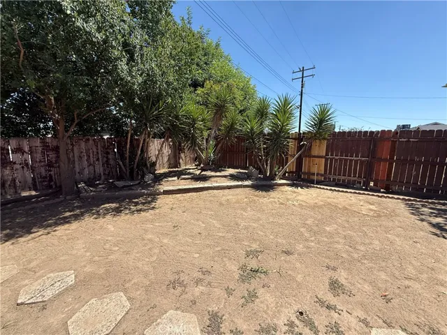 2081 E Stockham, Tulare, California 93274