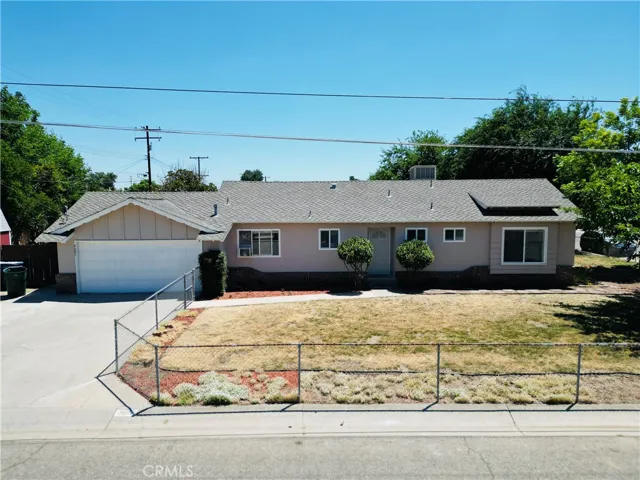 2081 E Stockham, Tulare, California 93274