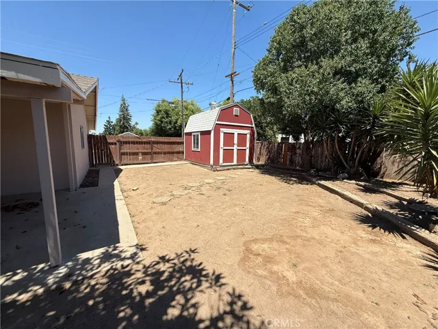 2081 E Stockham, Tulare, California 93274