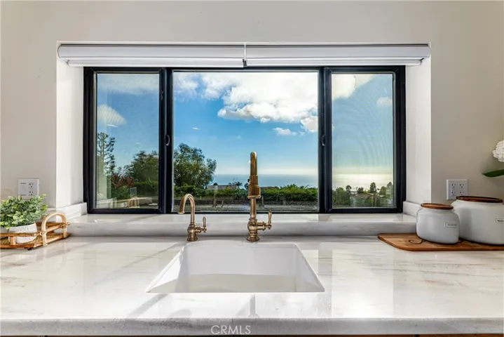 28737 Doverridge, Rancho Palos Verdes, California 90275