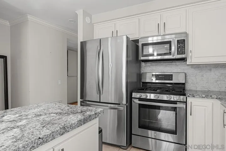 3631 Caminito Carmel Landing, San Diego, California 92130