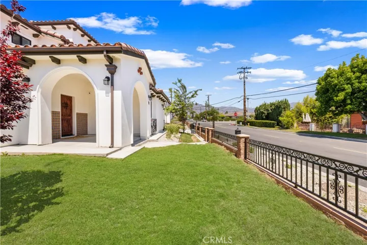 5461 Sultana Avenue, Temple City, California 91780