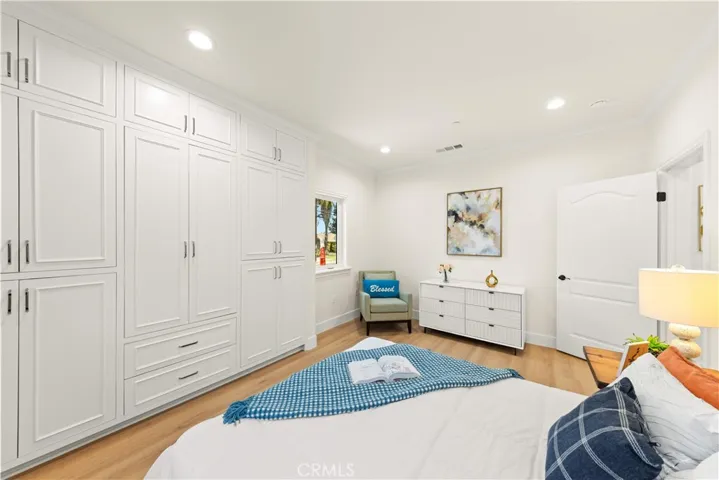5461 Sultana Avenue, Temple City, California 91780
