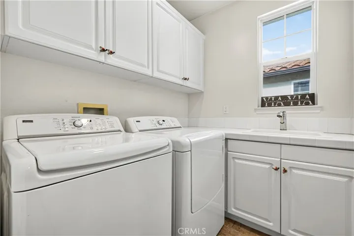 27034 Island, Valencia, California 91355