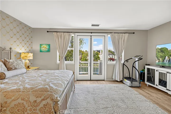 27034 Island, Valencia, California 91355