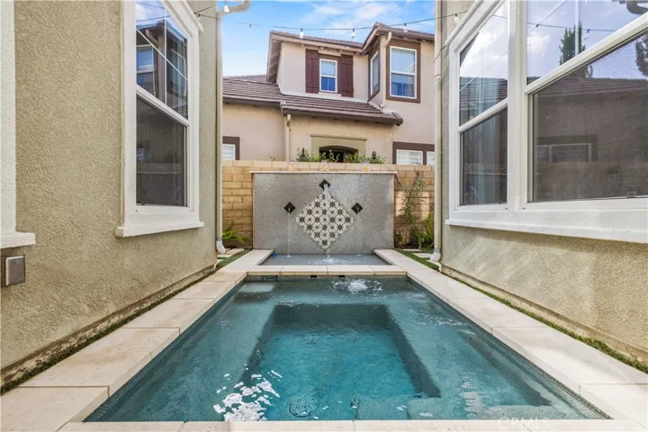 27034 Island, Valencia, California 91355