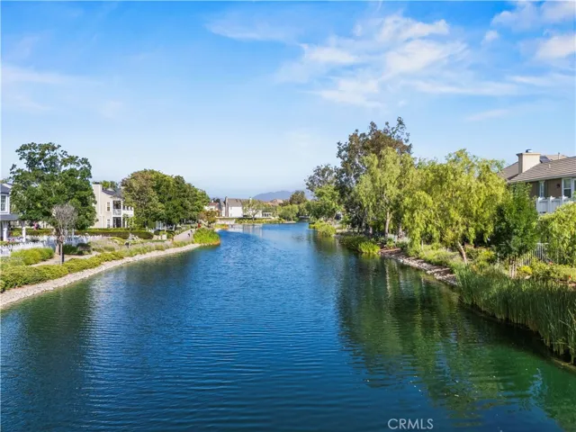 27034 Island, Valencia, California 91355