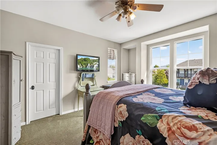 27034 Island, Valencia, California 91355