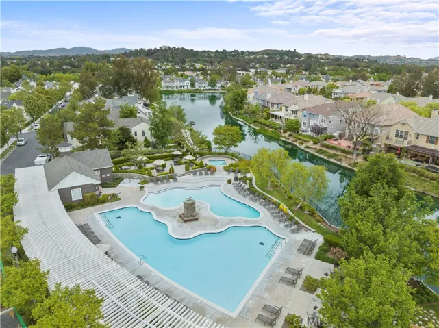 27034 Island, Valencia, California 91355