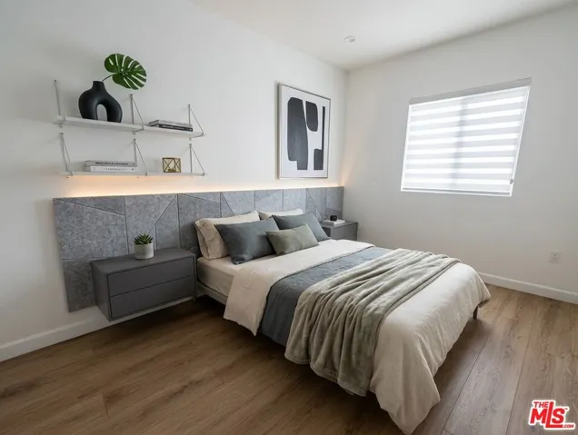 816 1/2 N Mccadden Place, Los Angeles, California 90038