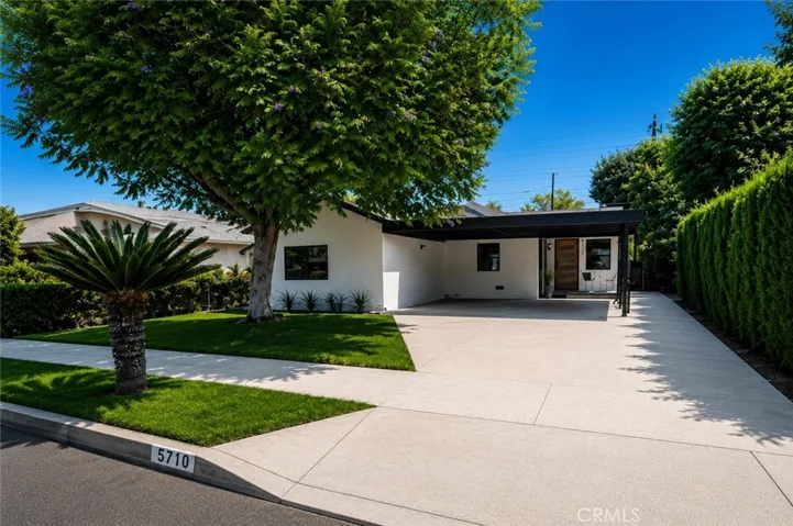 5710 Wilbur, Tarzana, California 91356