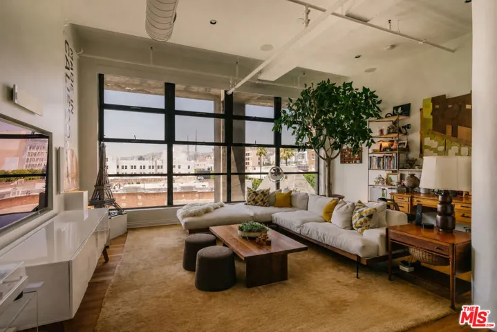 1645 Vine Street 511, Los Angeles, California 90028