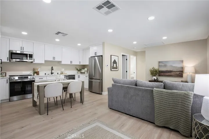 708 E Elm, Brea, California 92821