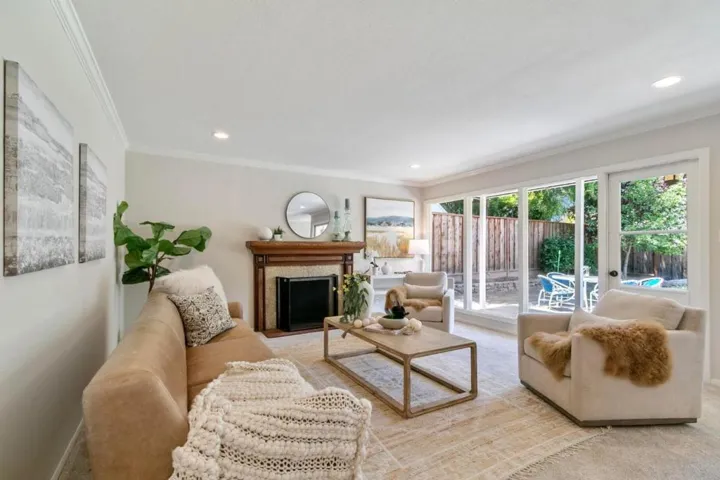 2766 Massachusetts Avenue, Redwood City, California 94061