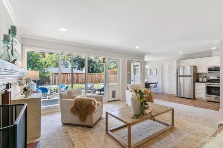 2766 Massachusetts Avenue, Redwood City, California 94061