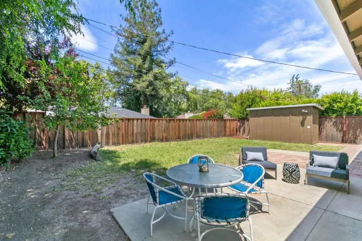 2766 Massachusetts Avenue, Redwood City, California 94061