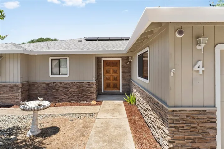4 Oak Hill Dr, Oroville, California 95966
