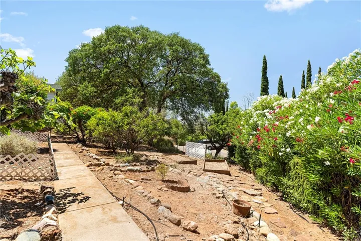 4 Oak Hill Dr, Oroville, California 95966