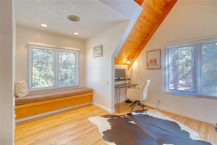 1604 Blackbird, Wrightwood, California 92397