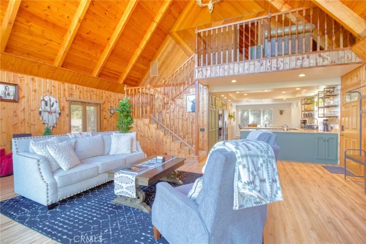 1604 Blackbird, Wrightwood, California 92397