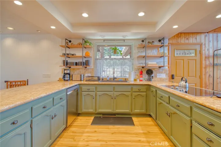 1604 Blackbird, Wrightwood, California 92397